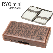 この(R.Y.O.ミニ手巻きタバコケースRYO CASE mini70mm（レギュラー）×12本収納  スリム用銅古美アラベスク1-23529-25)の商品詳細ページを見る