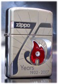 この(ZIPPO社創業75周年記念限定モデル)の商品詳細ページを見る
