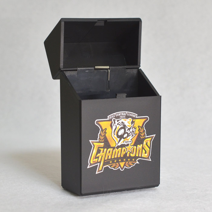 阪神タイガース 2025年リーグ優勝記念 85mm用たばこケースHTC-2025VICTORY BK