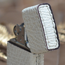 限定生産 Lizard Leatherトカゲ革巻き メタル石付きホワイト（ハウライト） 